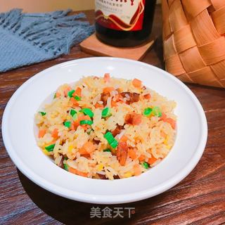 香肠炒饭的做法步骤：8