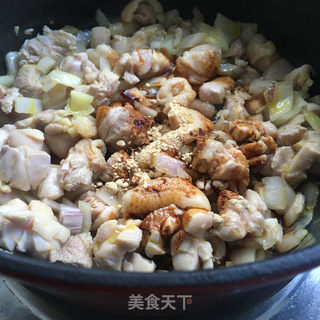 咖喱鸡肉炖土豆盖饭的做法步骤：8