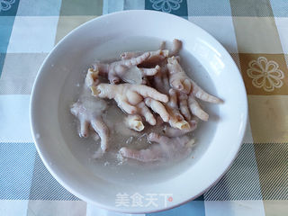 简易舂鸡脚的做法步骤:4