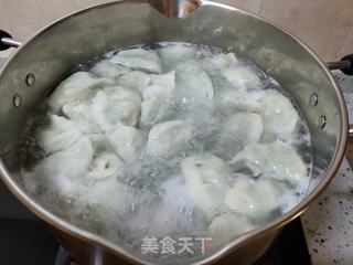 韭菜素三鲜水饺的做法步骤：17