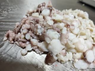 韭菜素三鲜水饺的做法步骤:7