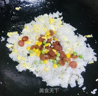 腊味炒饭#花样米饭#的做法步骤：7