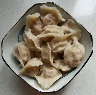 萝卜牛肉馅饺子的做法步骤:23