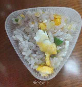 鸡蛋青蒜末炒饭的做法步骤：6