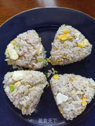 鸡蛋青蒜末炒饭的做法步骤:7