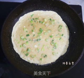 减脂早餐主食❗️?全麦香葱鸡蛋软饼✅煎鸡蛋面糊饼❗️低脂低卡的做法步骤:5