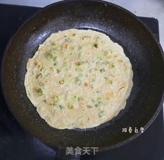 减脂早餐主食❗️?全麦香葱鸡蛋软饼✅煎鸡蛋面糊饼❗️低脂低卡的做法步骤：6