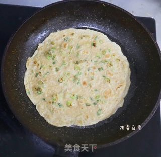 减脂早餐主食❗️?全麦香葱鸡蛋软饼✅煎鸡蛋面糊饼❗️低脂低卡的做法步骤:6