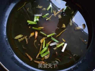 酸辣鱿鱼片的做法步骤:4
