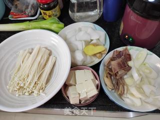 海鲜豆腐煲的做法步骤:2