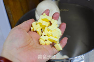 小朋友超喜欢吃的猪肉汉堡的做法步骤:2