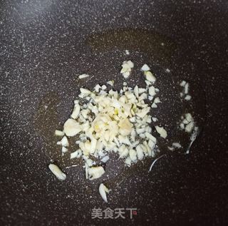 蒜香橄榄油炒西兰花的做法步骤：4