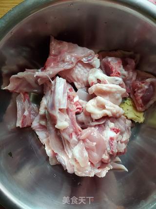 土豆炖鸡块的做法步骤:3