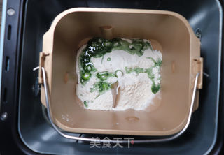翡翠白菜蒸饺的做法步骤:7