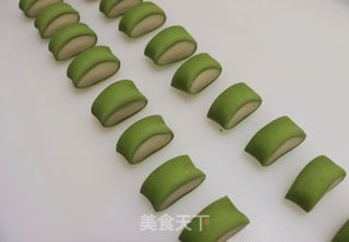 翡翠白菜蒸饺的做法步骤:16