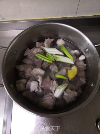 酸汤牛肉的做法步骤:5