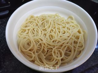 小虾番茄酱意大利面的做法步骤:5