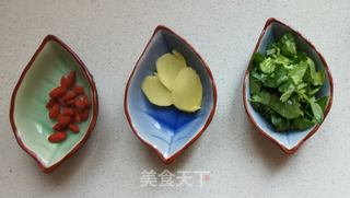 煎蛋萝卜丝汤的做法步骤:2