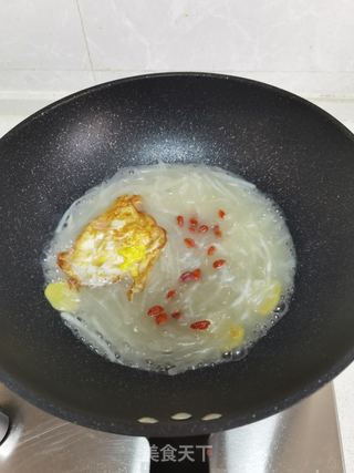 煎蛋萝卜丝汤的做法步骤:12
