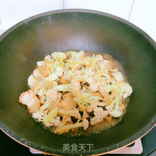 五花肉炒花菜的做法步骤：3