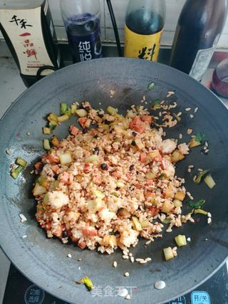 #豆豉杂蔬火腿炒饭的做法图解8
