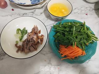 #鹅肉炒韭菜鸡蛋的做法图解3