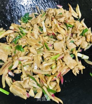 #萝卜炒肉#萝卜#的做法图解10