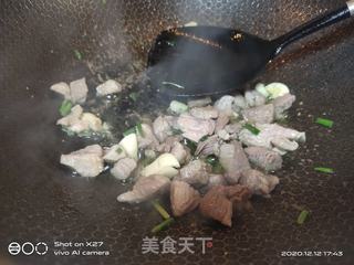 油豆腐炖肉的做法步骤：3