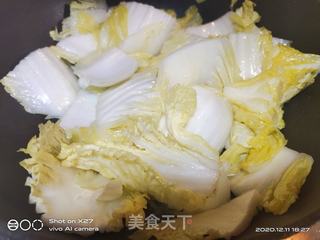 #牛肉丸子炖白菜的做法图解5