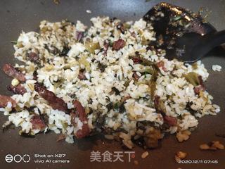 香肠酸菜炒饭的做法步骤：5