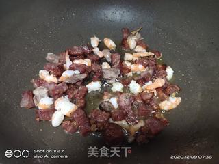 #虾仁西蓝花香肠炒饭的做法图解5