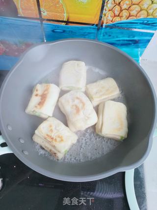 生煎香葱卷的做法步骤:11