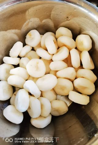 相似度极高的荔枝虾球的做法步骤:10