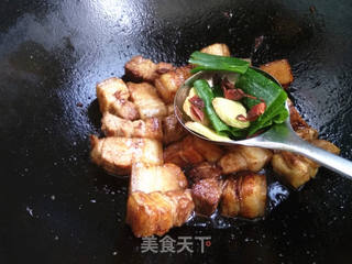 炖五花肉鸡蛋的做法步骤:6