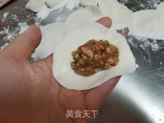 白菜猪肉馅饺子的做法步骤:9