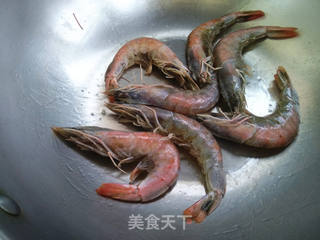 白萝卜烧大虾的做法步骤:3