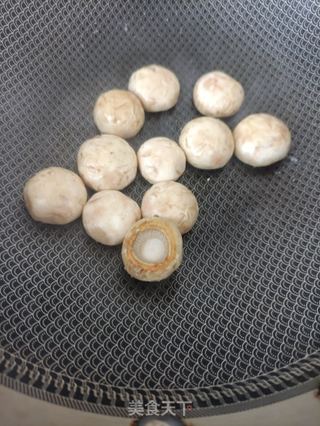 煎口蘑的做法步骤:6