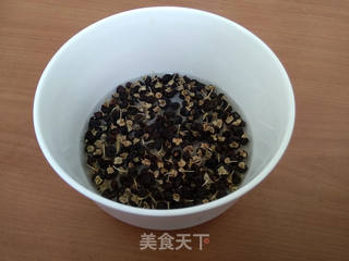 红豆黑米粥的做法步骤:4