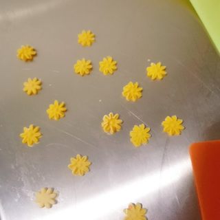 小雏菊南瓜馒头的做法步骤:12
