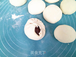 牛奶豆沙馅馒头的做法步骤:5