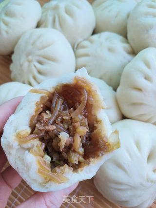 粉条白菜猪肉包子的做法步骤:17