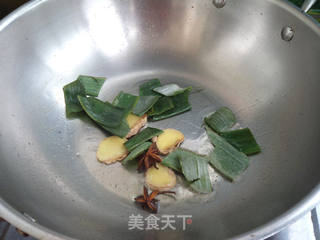 牛肋条炖黄蘑的做法步骤:5