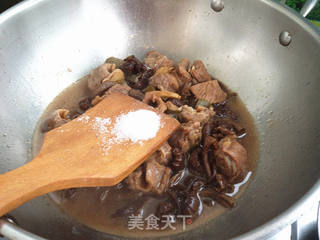 牛肋条炖黄蘑的做法步骤:13