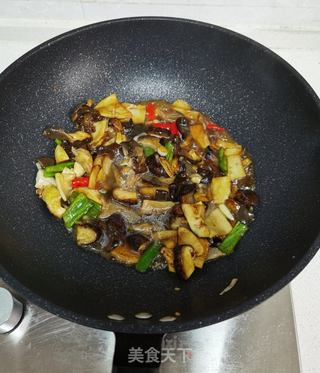 素炒三菌的做法步骤:10