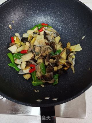 素炒三菌的做法步骤:9
