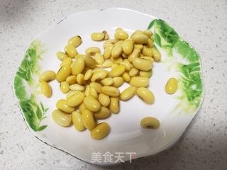咸鸭蛋粥的做法步骤:5