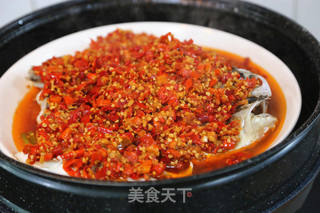 剁椒鱼头的做法步骤:16