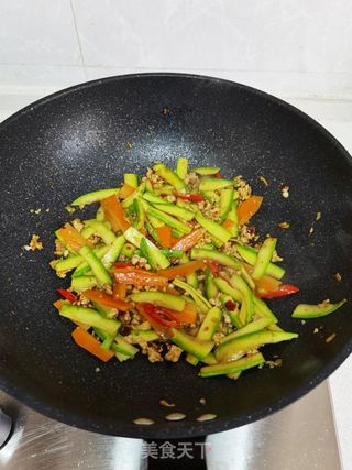 肉末西葫芦的做法步骤:11