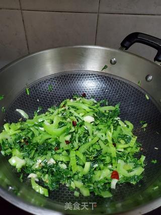 蒜末干辣椒炒芥菜的做法步骤:10