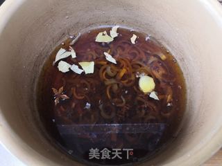 五香皮冻的做法步骤:6